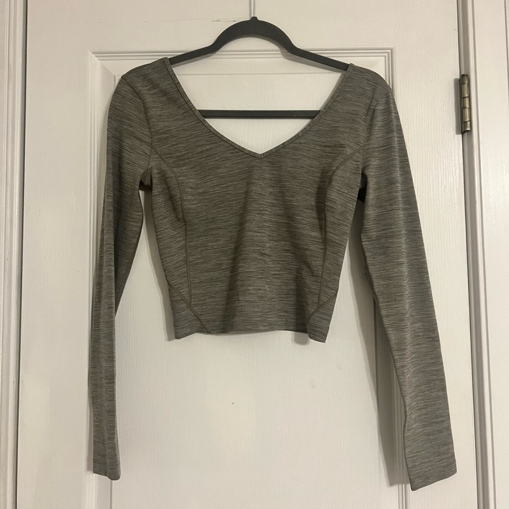 LULULEMON LONGSLEEVE TOP